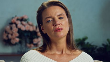 tužna žena tužna žena