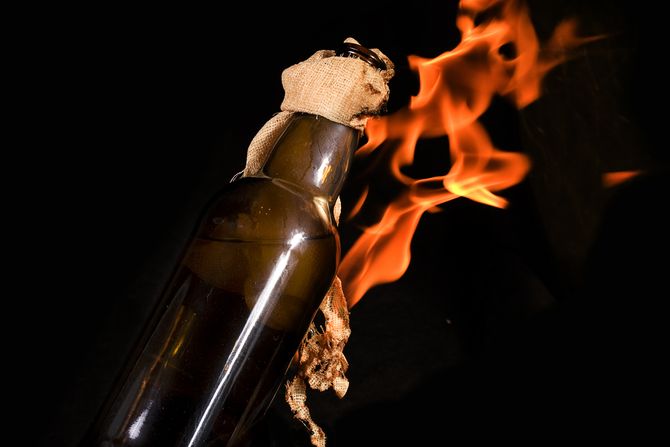 Koktel molotovljev