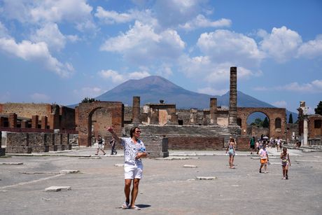 Pompeja, turisti