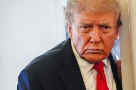 Donald Tramp, Aljaska Donald Tramp, Aljaska