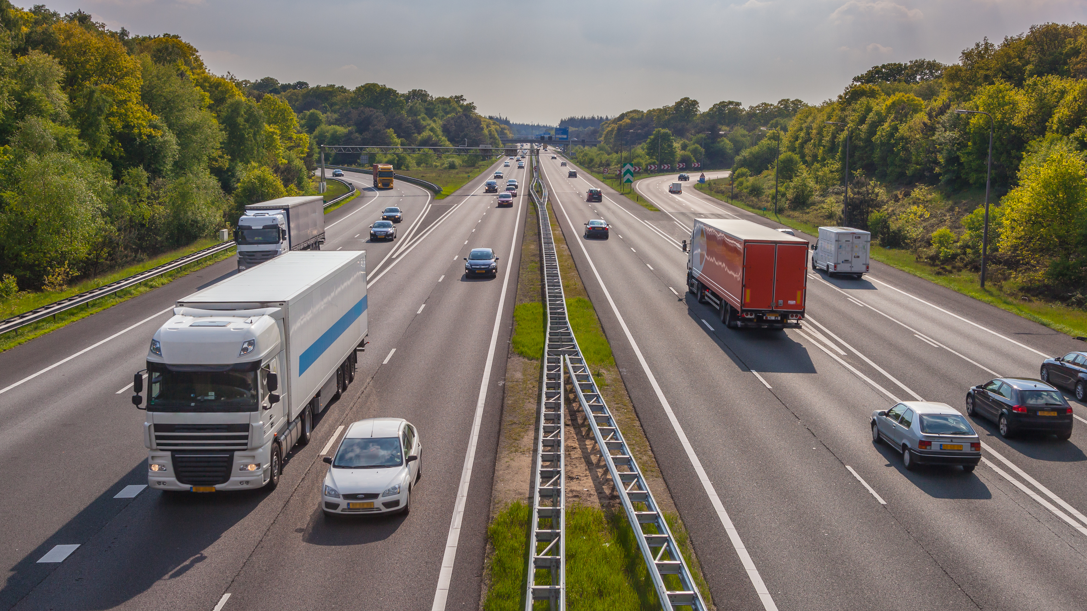 Letnji saobraćajni bum: Evo koliko je više vozila i novca prošlo kroz srpske autoputeve ovog leta
