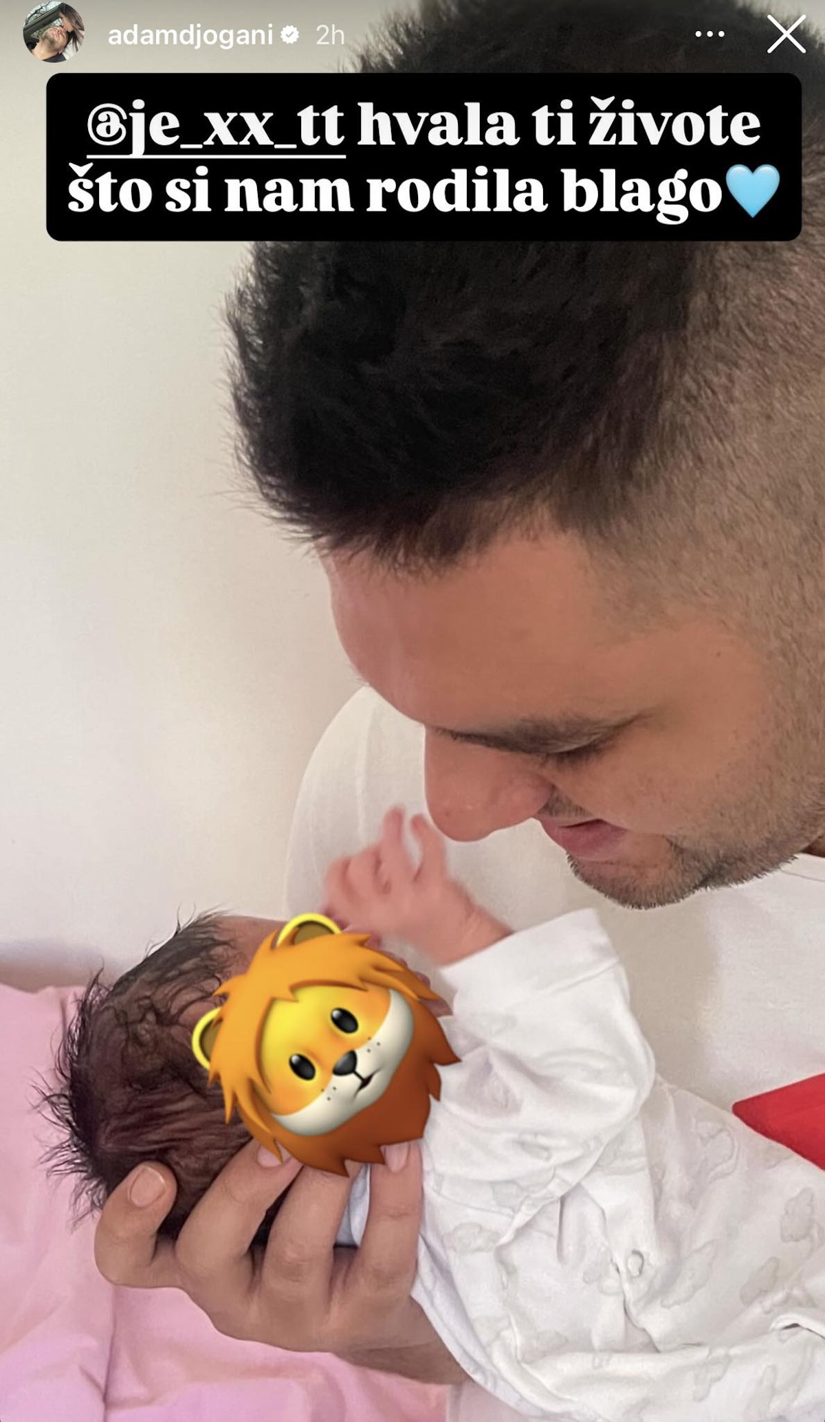 Prva slika malog Đoganija: Adam prvi put video sina, podelio ovaj trenutak! Pokazao naslednika, neodoljiv je
