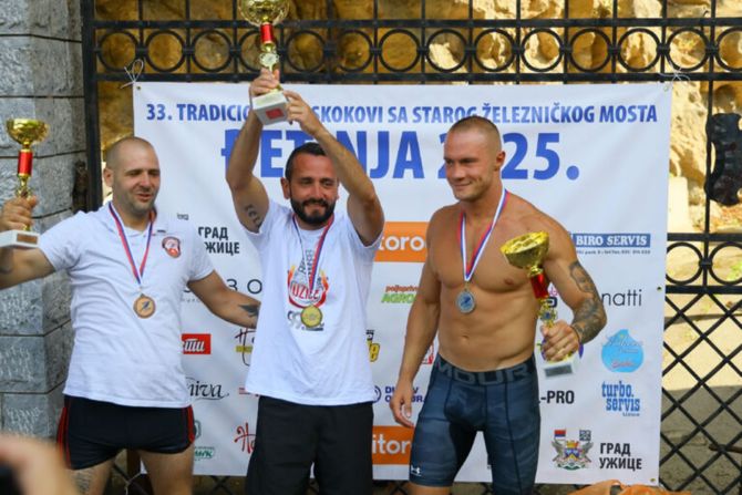Dino Bajrić doneo pobedu u Užicu