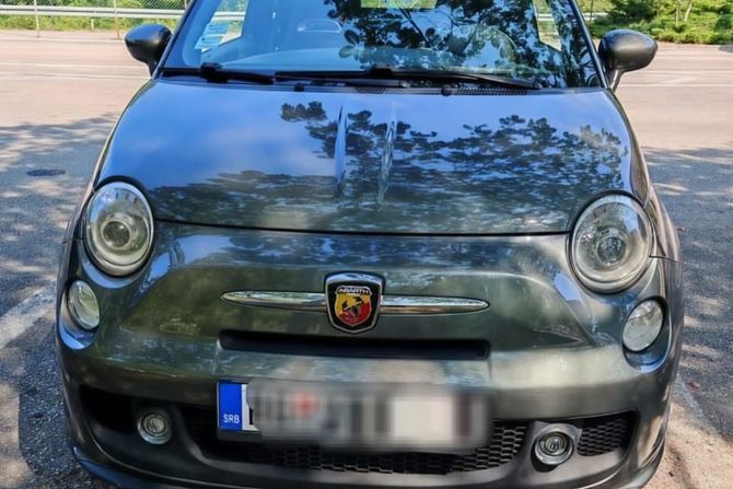Zaplenjeni automobili u Crnoj Gori