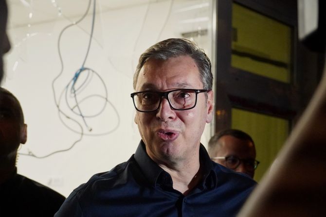 Beograd,  Aleksandar Vučić,  prostorije SNS