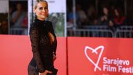 Selma Bajrami se pojavila u Sarajevu u izazovnom izdanju i mreže su eksplodirale od komentara -  nisu pohvalni