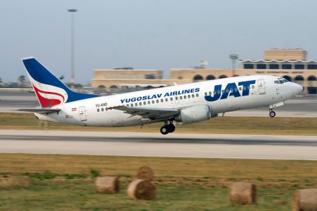 Avion JAT B737 3000 YU AND Avion JAT B737 3000 YU AND