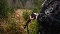 Traži se ovaj čovek, preti mu kazna i do 300.000 dinara! Upucao kod Zrenjanina strogo zaštićenu vrstu ptice