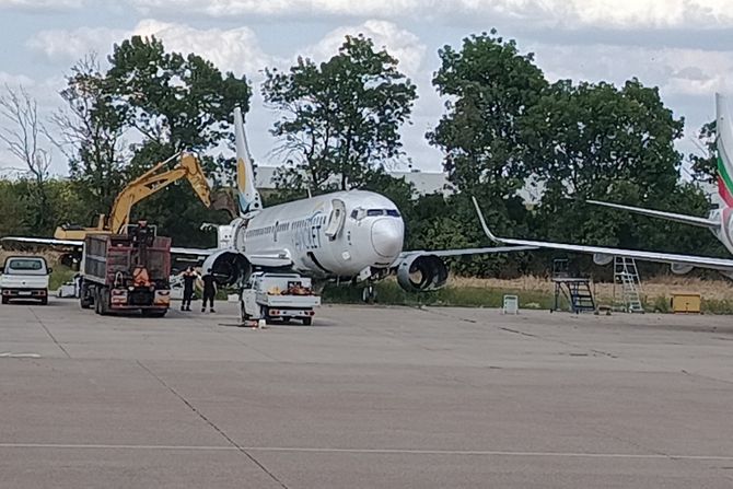 Avion sečenje