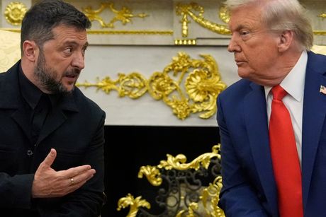 Donald Tramp i Volodimir Zelenski Donald Tramp i Volodimir Zelenski