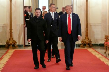 Donald Tramp i Volodimir Zelenski, sastanak u Beloj kući Donald Tramp i Volodimir Zelenski, sastanak u Beloj kući