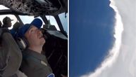 Pilot uleteo avionom u središte uragana: Ovako izgleda Erin od kojeg strepi istok Amerike!