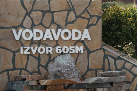 Voda voda Voda voda