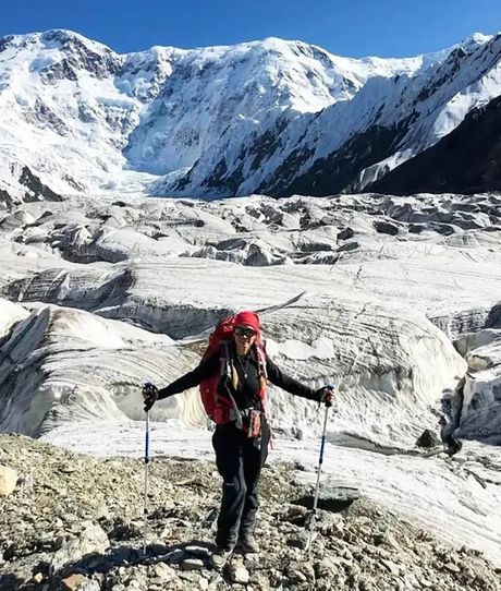 Alpinistkinja Natalija Alpinistkinja Natalija