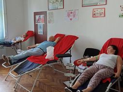 Transfuzija davanje davaoci krvi humanost akcija Leskovac