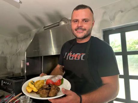 Kuvar Marko otkriva šta u njegovom restoranu naručuje generacija Z / foto: RINA Kuvar Marko otkriva šta u njegovom restoranu naručuje generacija Z / foto: RINA