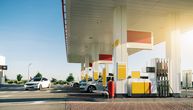 NOVE MERE NA BENZINSKIM PUMPAMA: Sada svi moraju da pokažu ličnu kartu ako žele da kupe ovaj proizvod
