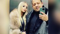 Oglasila se 15 godina mlađa supruga poznatog pevača: Progovorila o razvodu "Prepucava se sa mnom preko..."