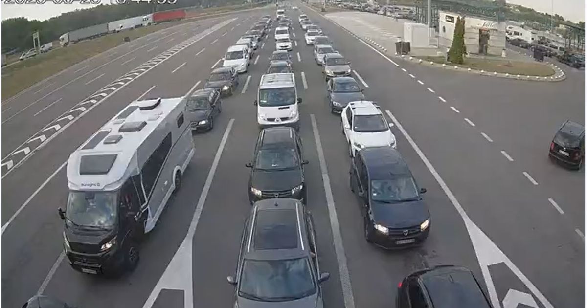 Evo koliko ćete čekati na izlazu iz zemlje: Gužve na ovim graničnim prelazima - Vesti - Telegraf.rs