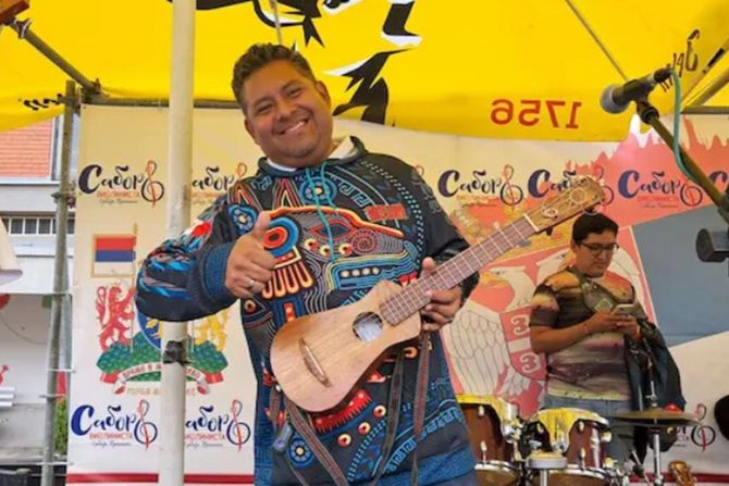 Sabor violinista, Pranjani, Meksikanci Sabor violinista, Pranjani, Meksikanci