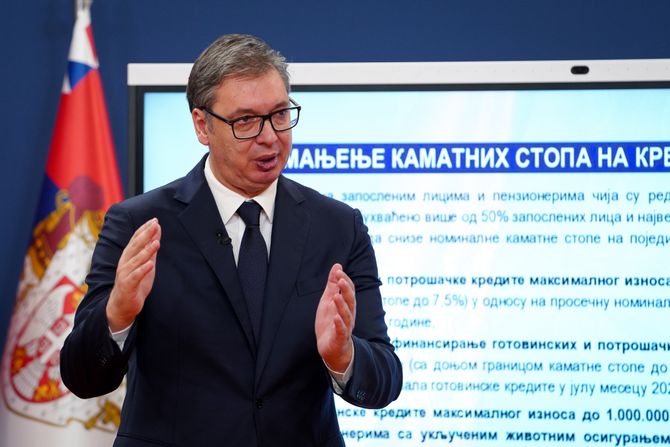Paket ekonomskih mera Aleksandar Vučić Paket ekonomskih mera Aleksandar Vučić