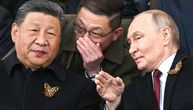 Čovek koji sedi između Putina i Si Đinpinga je jedna od najčuvanijih osoba, a niko ne zna kako se zove