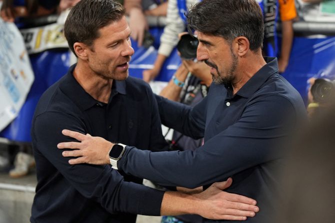Veljko Paunović, Ćabi Alonso, FK Real Madrid Veljko Paunović, Ćabi Alonso, FK Real Madrid