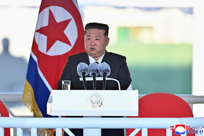 kim džong un raketa kim džong un raketa
