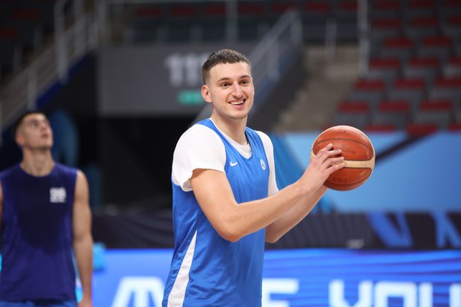 Nikola Jović, Eurobasket 2025 Riga, košarka, košarkaši Srbije