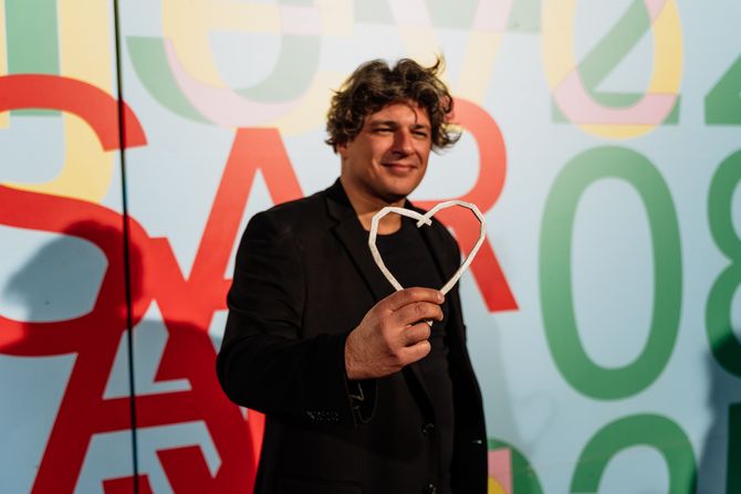Andrija Kuzmanović dobitnik nagrade Srce Sarajeva za ulogu u filmu Yugo Florida Andrija Kuzmanović dobitnik nagrade Srce Sarajeva za ulogu u filmu Yugo Florida