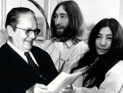 Džon Lenon ,  Joko Ono i Josip Broz Tito