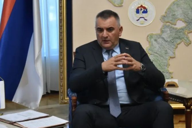 Savo Minić