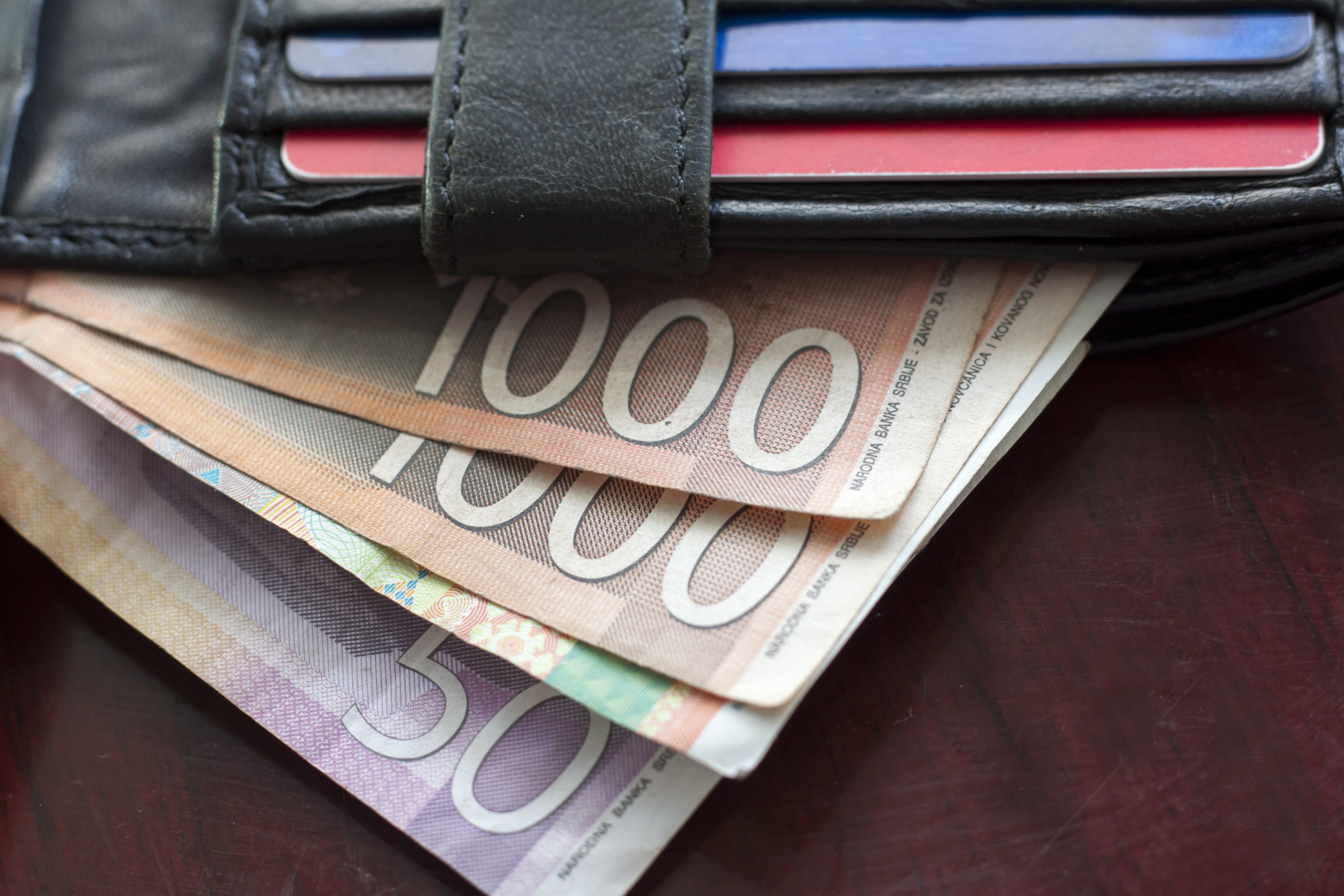 DUŽI RAD, FLEKSIBILNOST I NOVA PRAVA: Menja se važan zakon, evo šta to znači za privredu i zaposlene