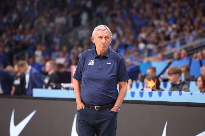 Svetislav Pešić, Srbija - Estonija, Eurobasket 2025 Riga, košarka, košarkaši Srbije Svetislav Pešić, Srbija - Estonija, Eurobasket 2025 Riga, košarka, košarkaši Srbije