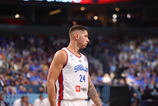 Stefan Jović patike, Srbija - Estonija, Eurobasket 2025 Riga Stefan Jović patike, Srbija - Estonija, Eurobasket 2025 Riga