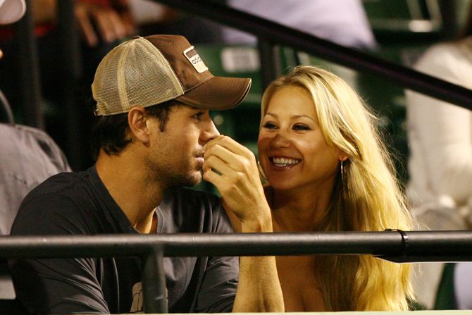 Enrike Iglesijas i Ana Kurnjikova, Enrique Iglesias, Anna Kournikova Enrike Iglesijas i Ana Kurnjikova, Enrique Iglesias, Anna Kournikova