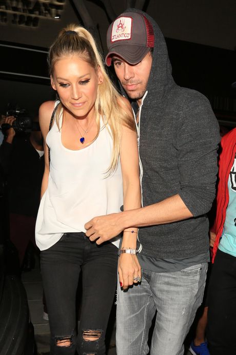 Enrike Iglesijas i Ana Kurnjikova, Enrique Iglesias, Anna Kournikova Enrike Iglesijas i Ana Kurnjikova, Enrique Iglesias, Anna Kournikova