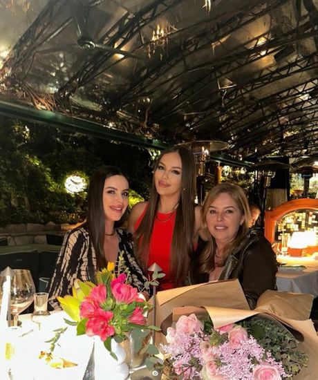 Bogdana Ražnatović, Nataša Rodić Bogdana Ražnatović, Nataša Rodić