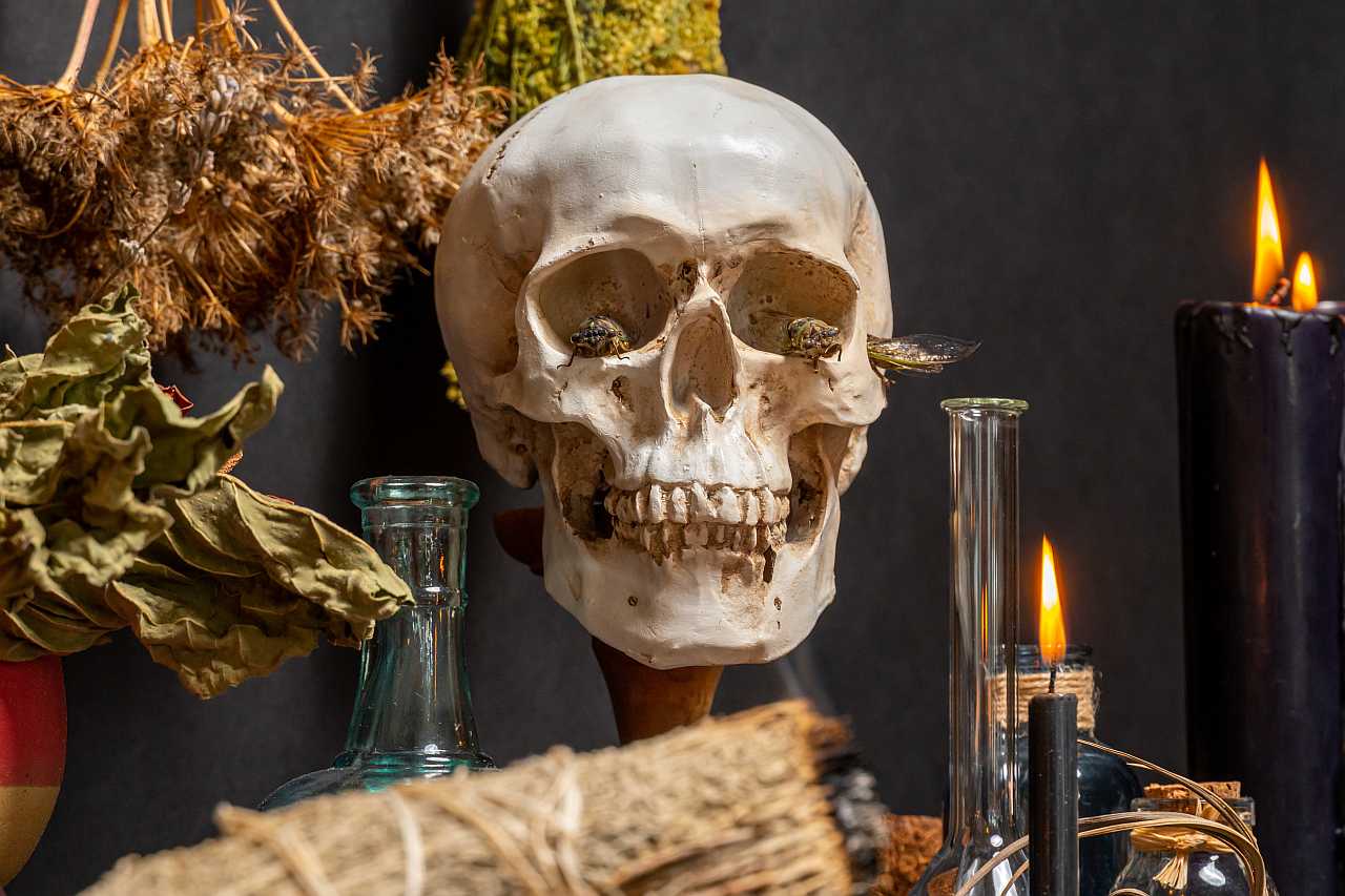 Zbog "crne magije" pucali u čoveka: Samozvani Hodža ih odveo na vrata komšije i rekao im da ga ubiju!