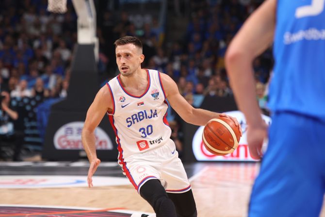 Aleksa Avramović, Srbija - Estonija, Eurobasket 2025 Riga, košarka, košarkaši Srbije Aleksa Avramović, Srbija - Estonija, Eurobasket 2025 Riga, košarka, košarkaši Srbije