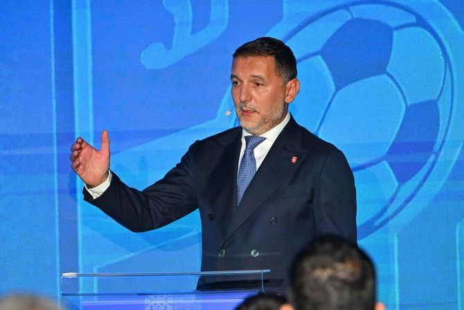 Predstavljanje Kapeli dresa fudbalske reprezentacije Srbije Fudbal Srbija Dres Predstavljanje Kapeli dresa fudbalske reprezentacije Srbije Fudbal Srbija Dres