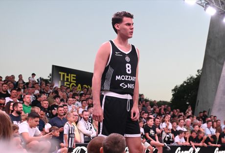 Košarka KK Partizan promocija dresa Košarka KK Partizan promocija dresa