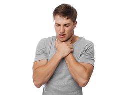 Gušenje, bol u grlu