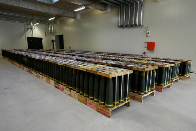 Fabrika za proizvodnju oružja i vojne opreme Rajnmetal Nemačka Fabrika za proizvodnju oružja i vojne opreme Rajnmetal Nemačka