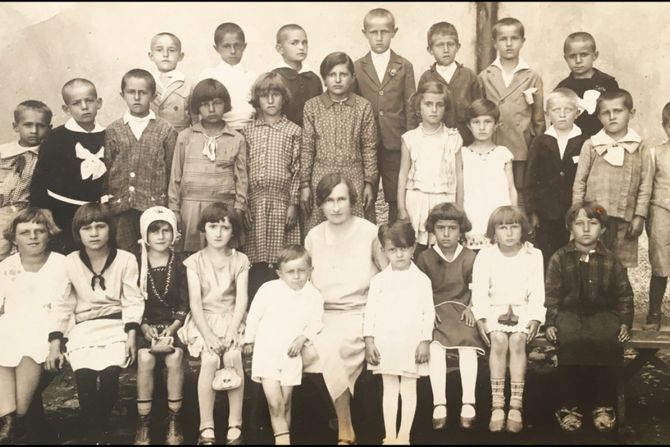 Fotografija učenika generacije 1929/1930. Fotografija učenika generacije 1929/1930.
