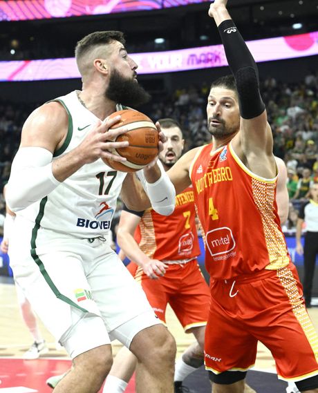 Jonas Valančijunas, Nikola Vučević