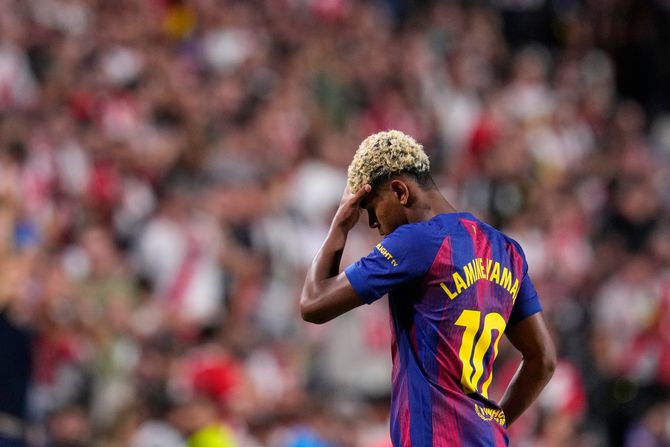 Lamin Jamal, FK Barselona, FK Rajo Valjekano
