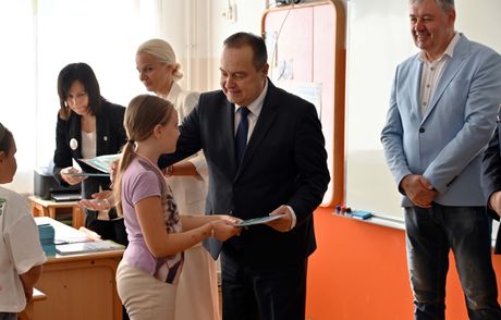 Dacic Osnovna skola Zemun Dacic Osnovna skola Zemun