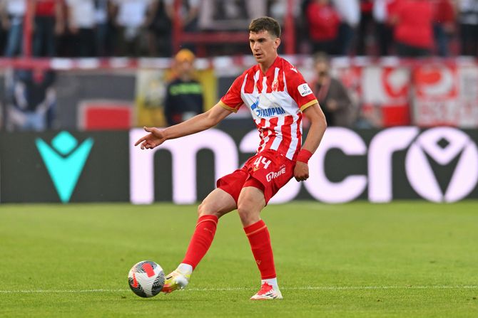 Veljko Milosavljević, FK Crvena zvezda Veljko Milosavljević, FK Crvena zvezda