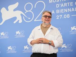 Film "Frankenstein" prikazan na Filmskom festivalu u Veneciji, Giljermo Del Toro